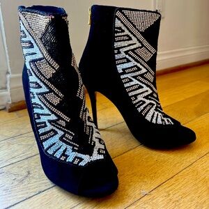 Balmain x H&M Beaded Suede Pumps Sandals size 40 EU/ 9 US